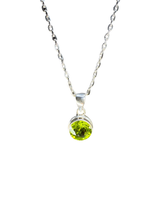 Peridot Faceted Sterling Silver Pendant | Arizona, USA | Round