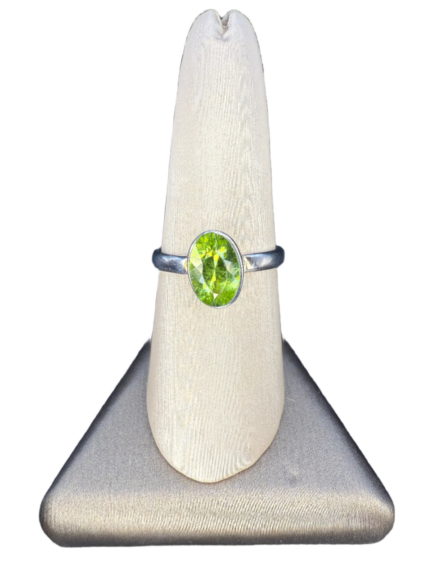 Peridot Faceted Sterling Silver Ring | Arizona, USA | Oval