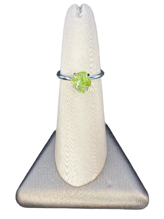 Peridot Natural Cut Sterling Silver Ring | Pakistan